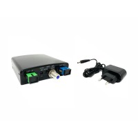ORU-W55AZ:  Mini Acoplador Optico Ativo com Separador WDM  -  Entrada SC-APC / Saida SC-UPC  e  Conector-F para o Sinal de TV
